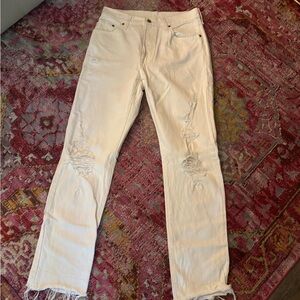 501 Levi’s high waisted ripped jeans